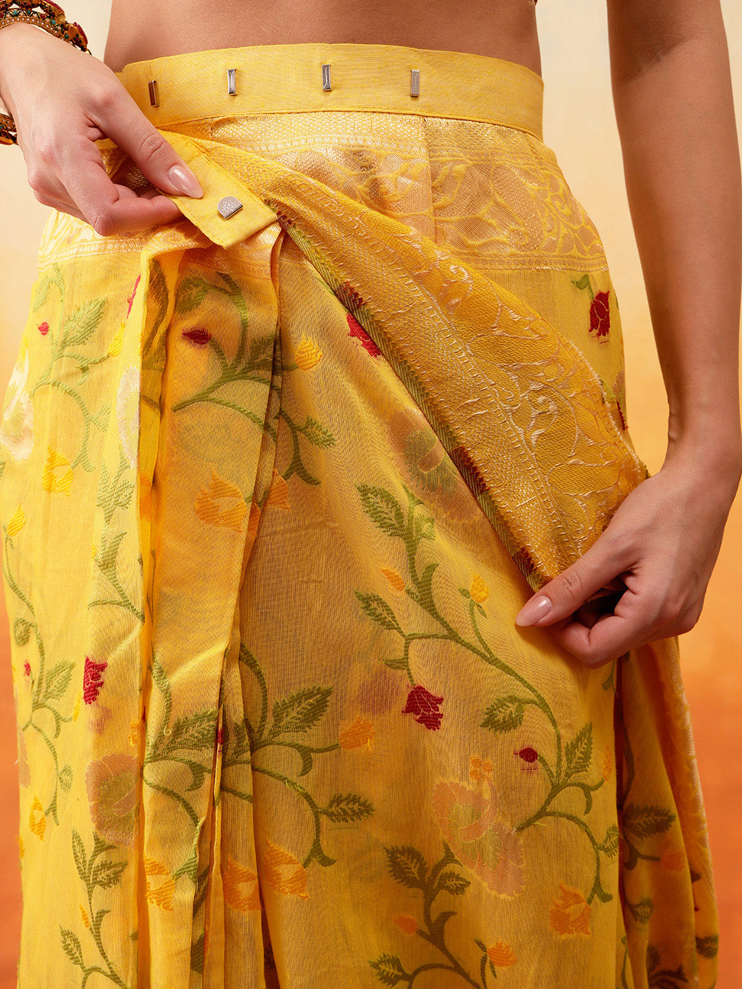 Ready To Wear Cotton Jamdani Floral Work  Saree