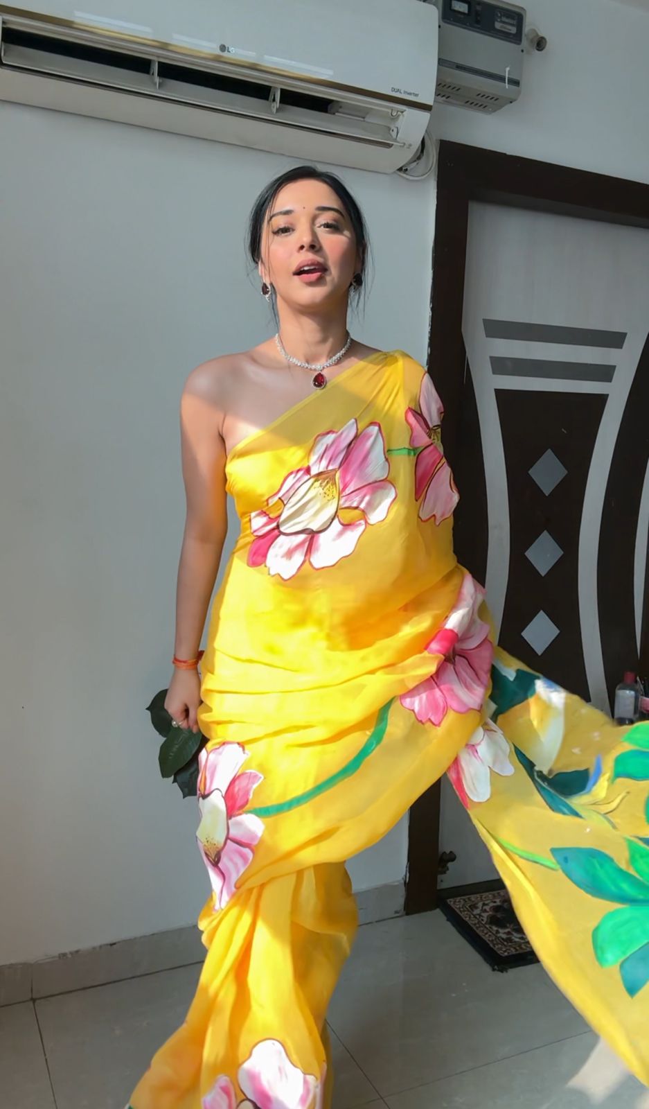 Ready To Wear Organza Silk Floral Saree – Sunshine Bloom