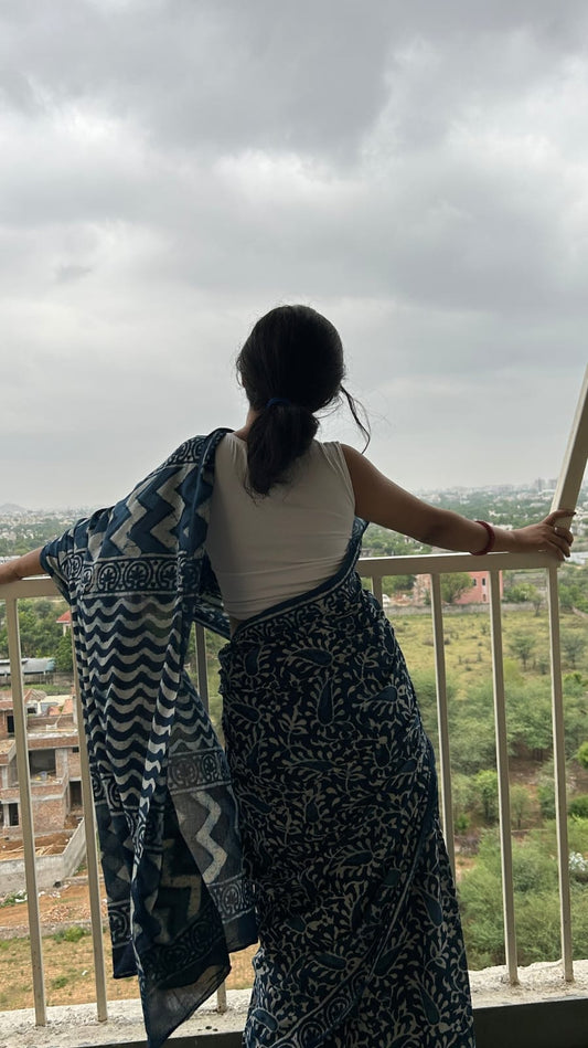 Ready To Wear Linen Silk Digital Print Saree – Blue Serenity