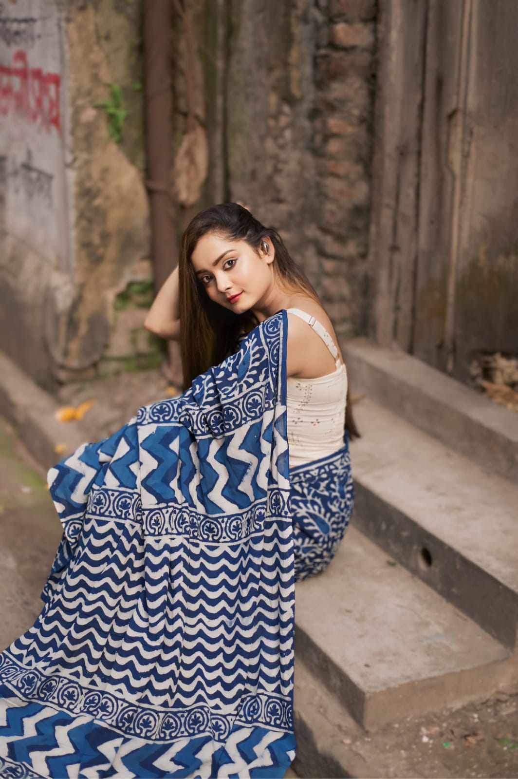 Ready To Wear Linen Silk Digital Print Saree – Blue Serenity